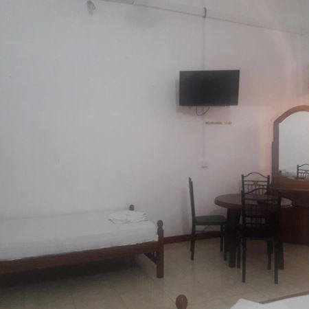 Hotel Blue Whale Jaffna Eksteriør bilde