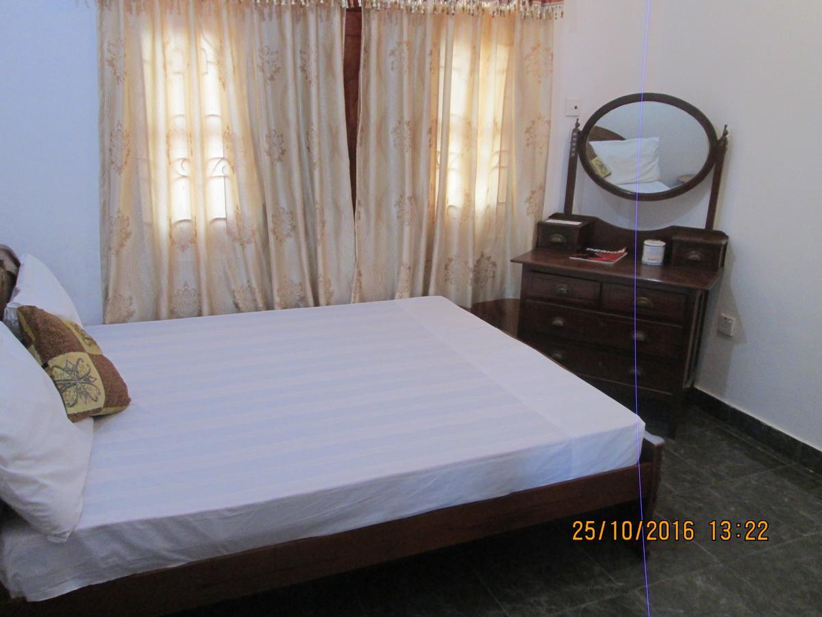 Hotel Blue Whale Jaffna Eksteriør bilde
