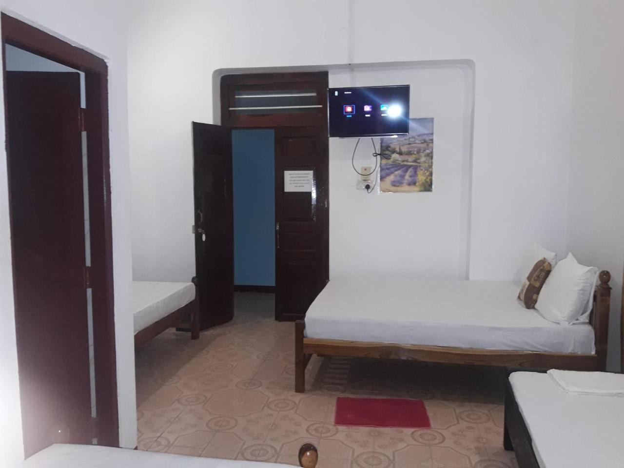 Hotel Blue Whale Jaffna Eksteriør bilde
