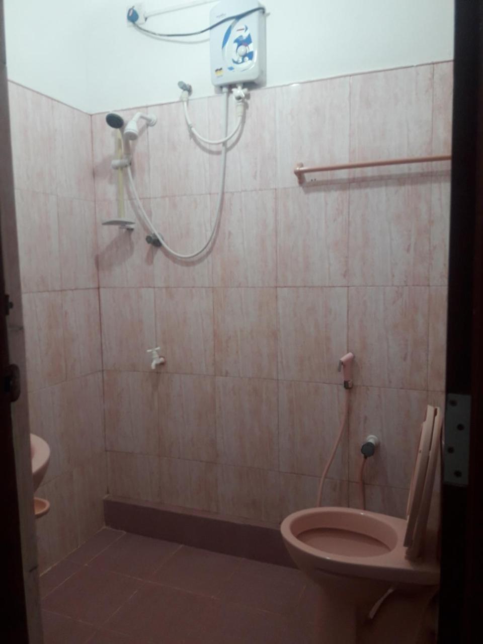 Hotel Blue Whale Jaffna Eksteriør bilde