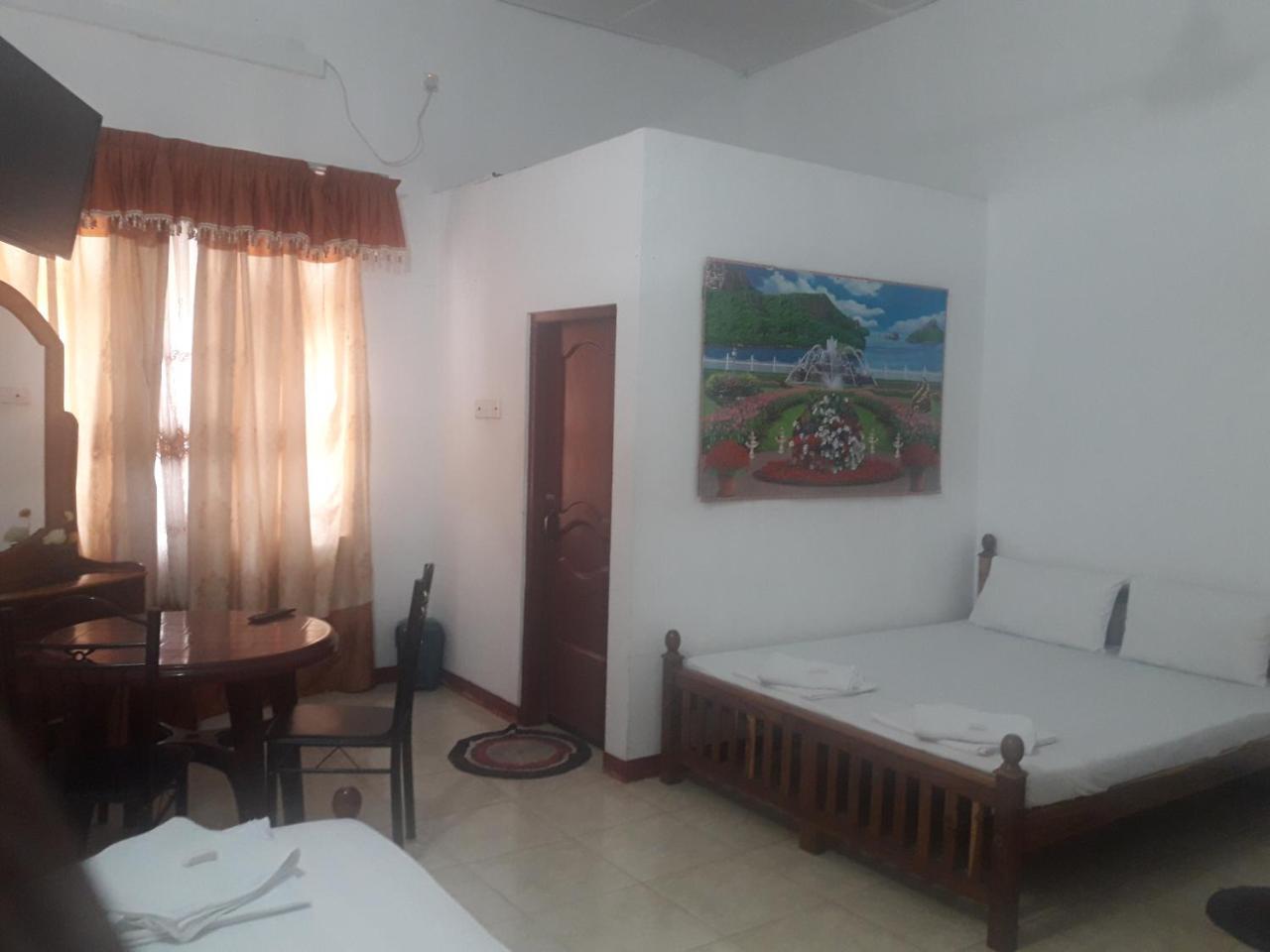 Hotel Blue Whale Jaffna Eksteriør bilde